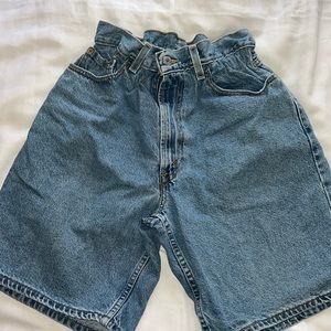 Super cute vintage jean shorts